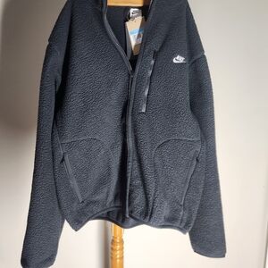 Nike Men’s Winter Full-Zip High-Pile Fleece Jacket – Black – NWT (Size M)